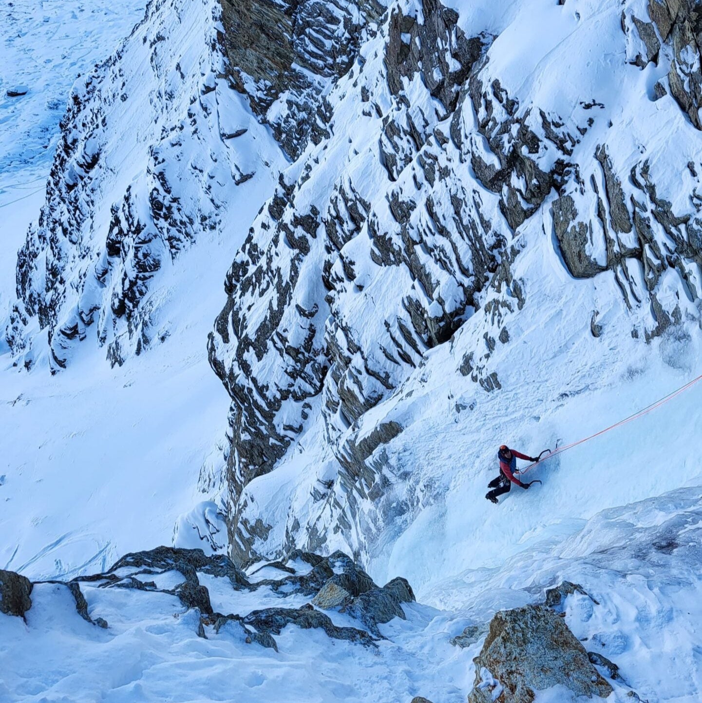 Week-end perfectionnement en cascade de glace / 15-16 février 2025